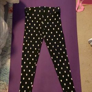 Victoria’s Secret Pink skull leggings